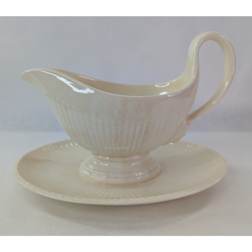 Vintage White Wedgwood EDME ENGLAND Head Ribbed Gravy Boat Underplate - Picture 5 of 10